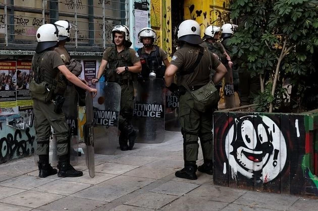 Η Αστυνομία μπήκε χθες στα Εξάρχεια – Ξεκίνησε ήδη η αλλαγή στάσης;